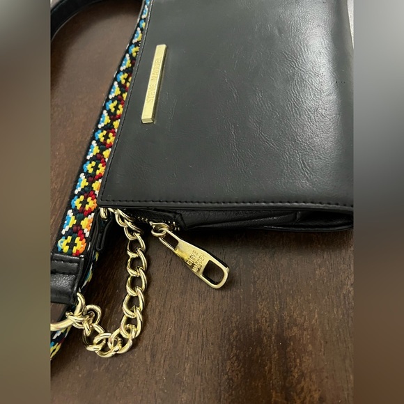 Steve Madden Black Crossbody Bag with Multicolor Strap - Picture 6 of 14